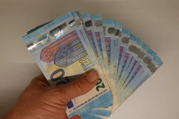 KOOP ONDETECTEERBARE VALSE 20 EURO BILJETTEN DIE ER ECHT UITZIEN - REALISTISCH VALS GELD TE KOOP