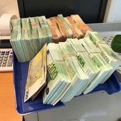 Meest aanbevolen verkopers om online vals geld te kopen dat er echt uitziet.