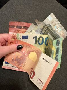 KOOP VALSE €10 BILJETTEN DIE ER ECHT UITZIEN - REALISTISCH EN ONDETECTEERBAAR VALS GELD